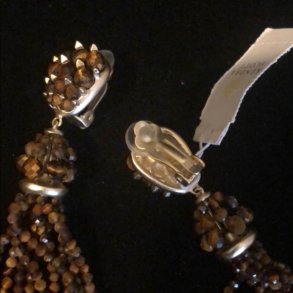 Exquisite earrings in multi colored stones. - Picture 5 of 8